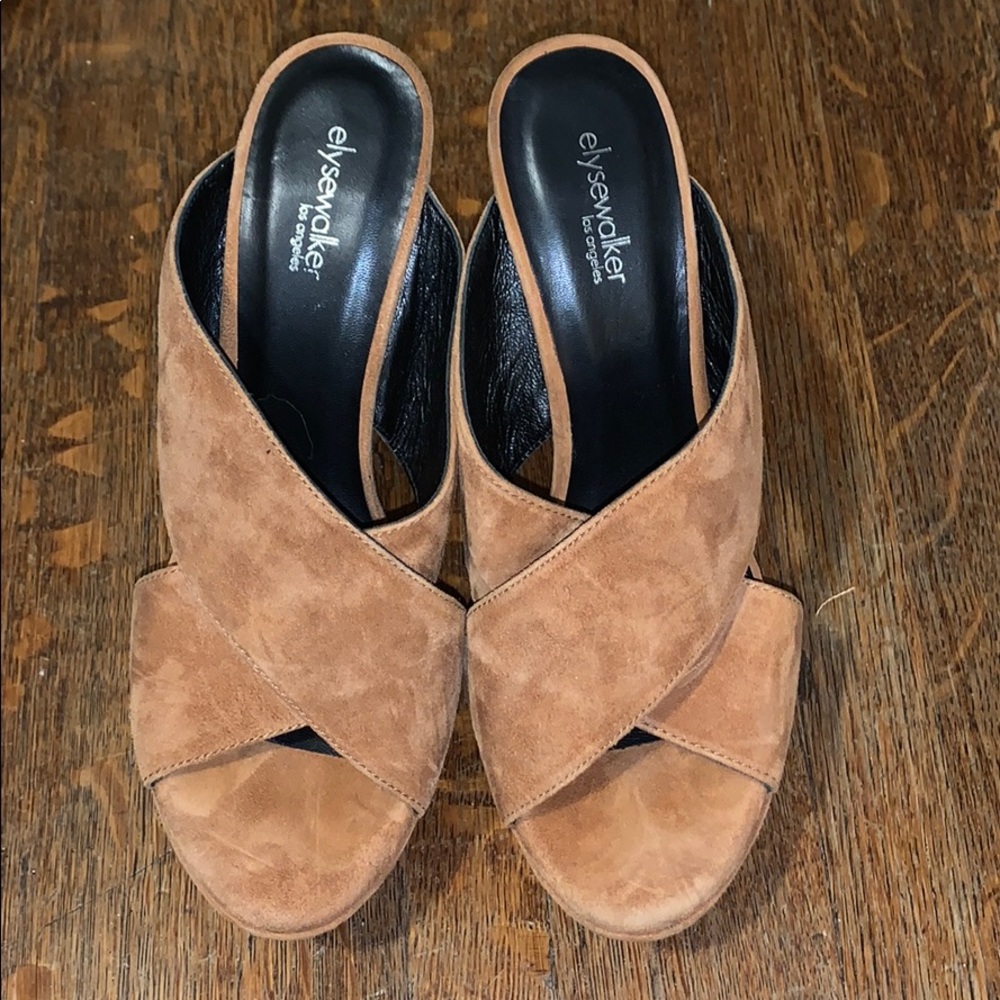BRAND NEW elyse walker brown suede heels - 37